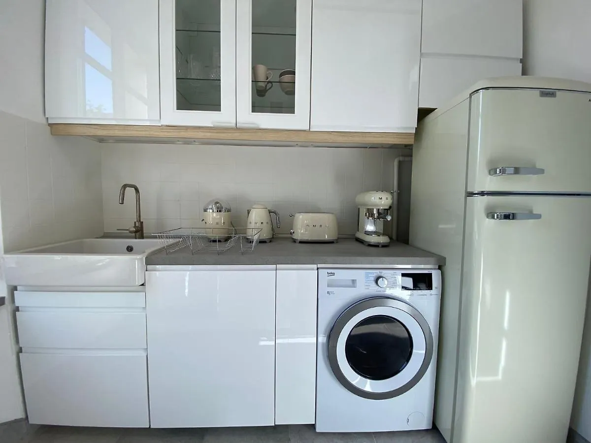 Beautiful Apartment 2Mn Walking Distance From La Croisette And The Beach Cannes 0*,  Francja