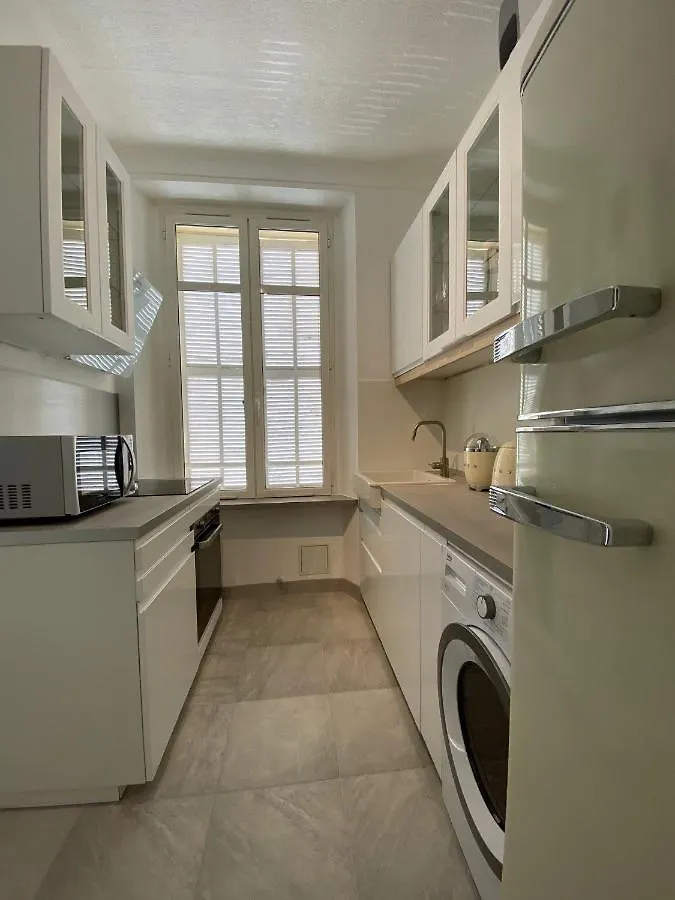 Beautiful Apartment 2Mn Walking Distance From La Croisette And The Beach Cannes 0*,  France
